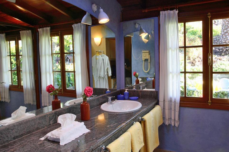 Finca Casa Vieja Hotel Santa Úrsula Esterno foto
